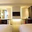 Geoje Artnouveau Suite Hotel