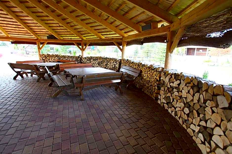 Gościniec pod Strzechą