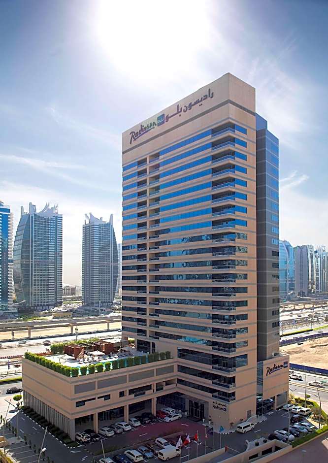 The Radisson Blu Residence, Dubai Marina