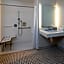 Holiday Inn Express Los Angeles LAX Airport By IHG