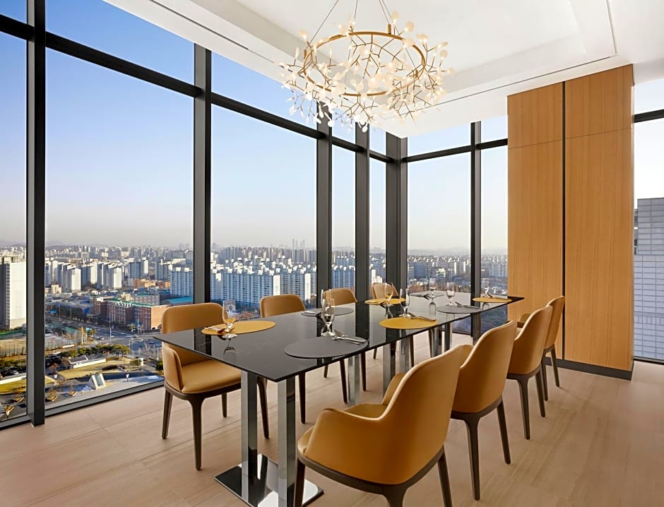 Four Points by Sheraton Suwon