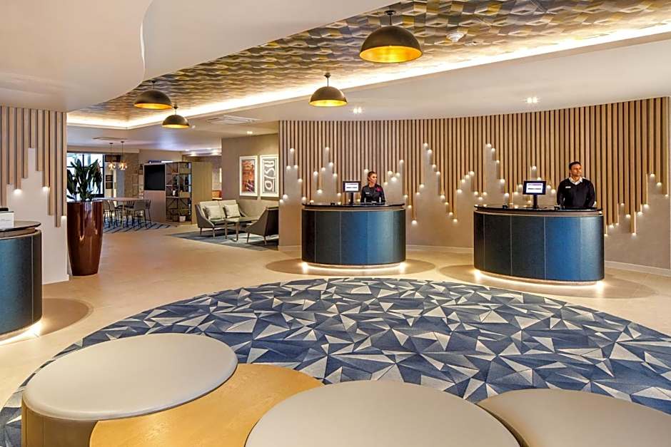 Crowne Plaza Manchester Airport By IHG