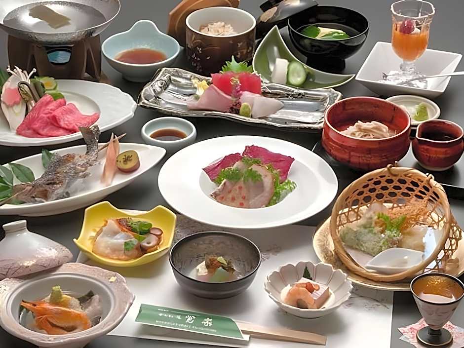 Kansuien Kakuraku