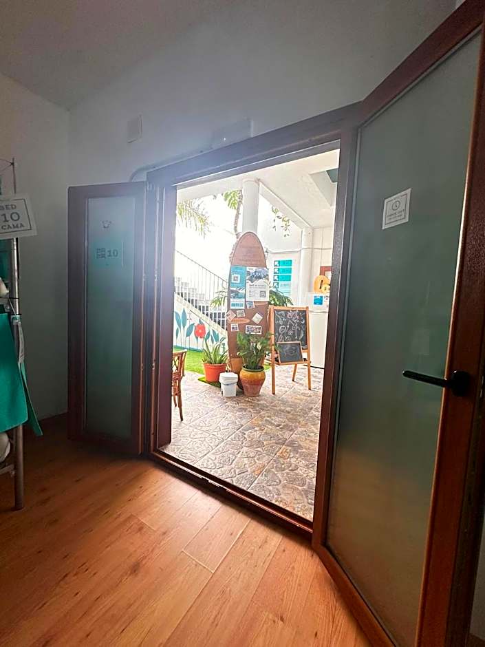 Puerto Nest Hostel