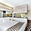 Microtel Inn & Suites By Wyndham Richmond Airport