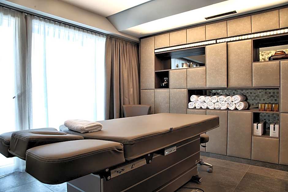 Elizabeth Arthotel Adults Only