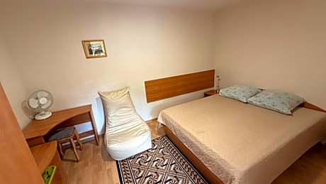 Standard Double Room with Shared Bathroom