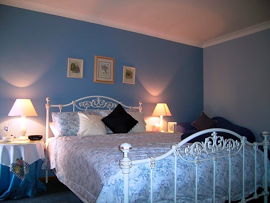 Lavender House Bed & Breakfast