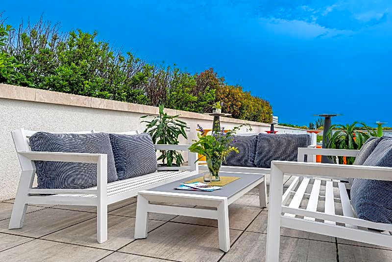 Akademia Hotel**** Balatonfured