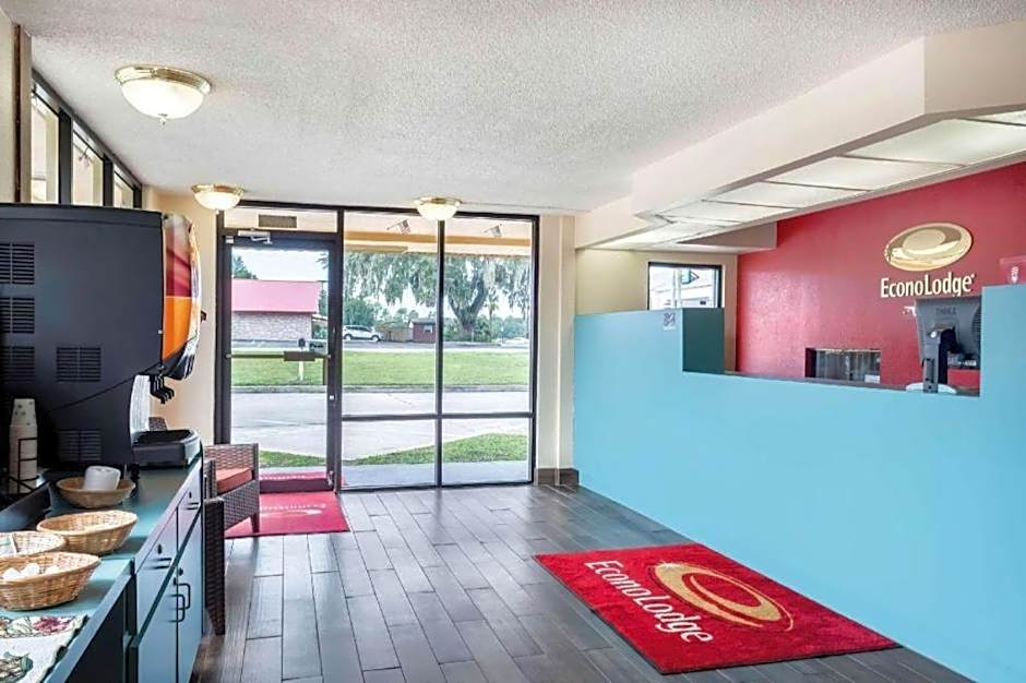 Econo Lodge Live Oak