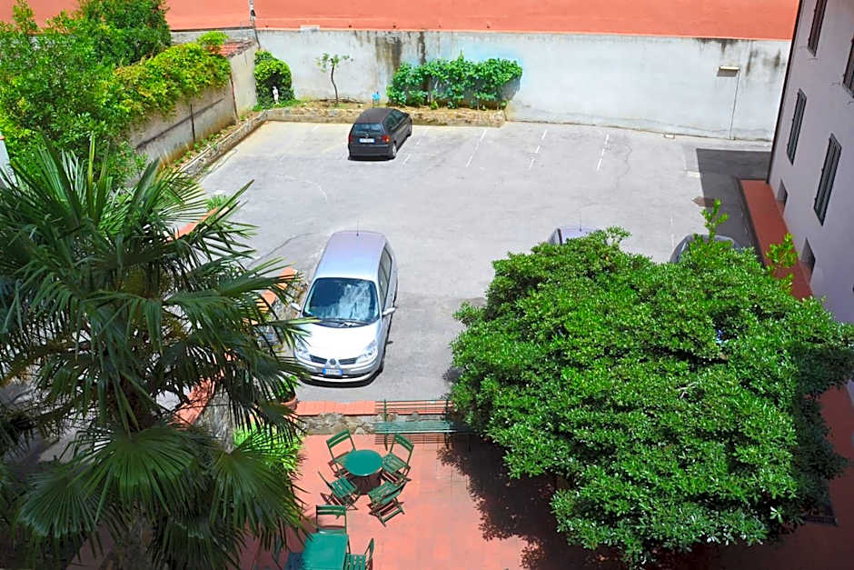 Hotel Arno Bellariva