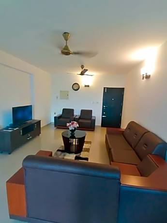Athrakkattu Aqua Vista Luxury Apartment, Akkulam