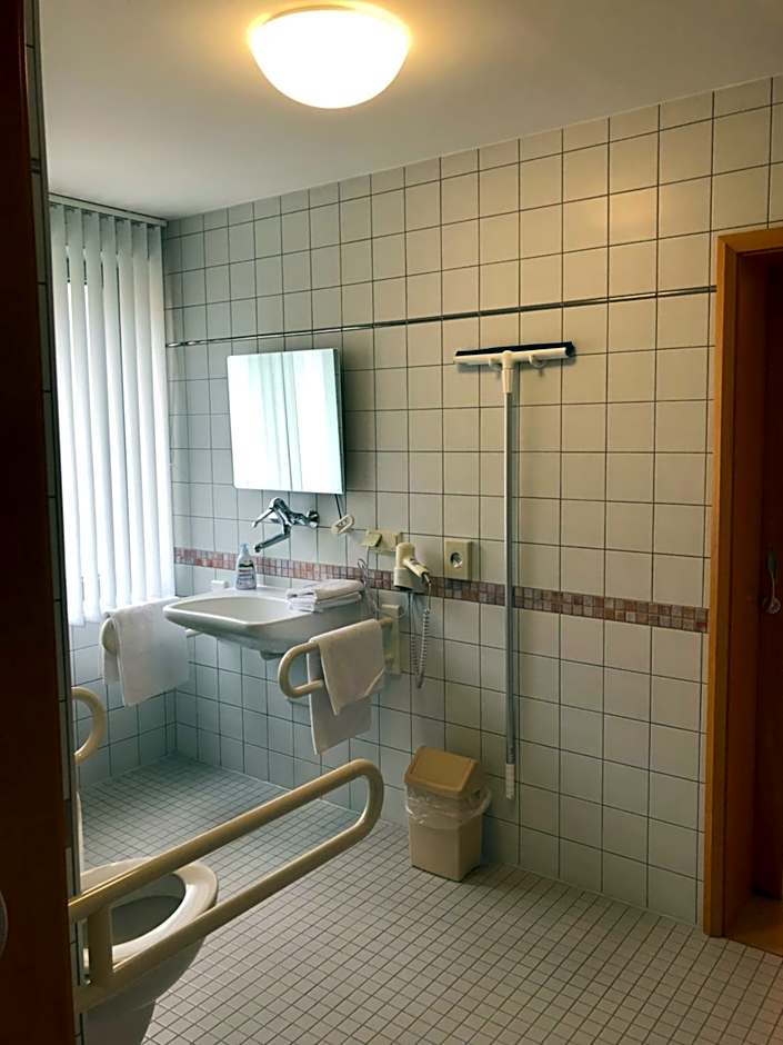 Spectrum Kirche Exerzitien-und Bildungshaus auf Mariahilf