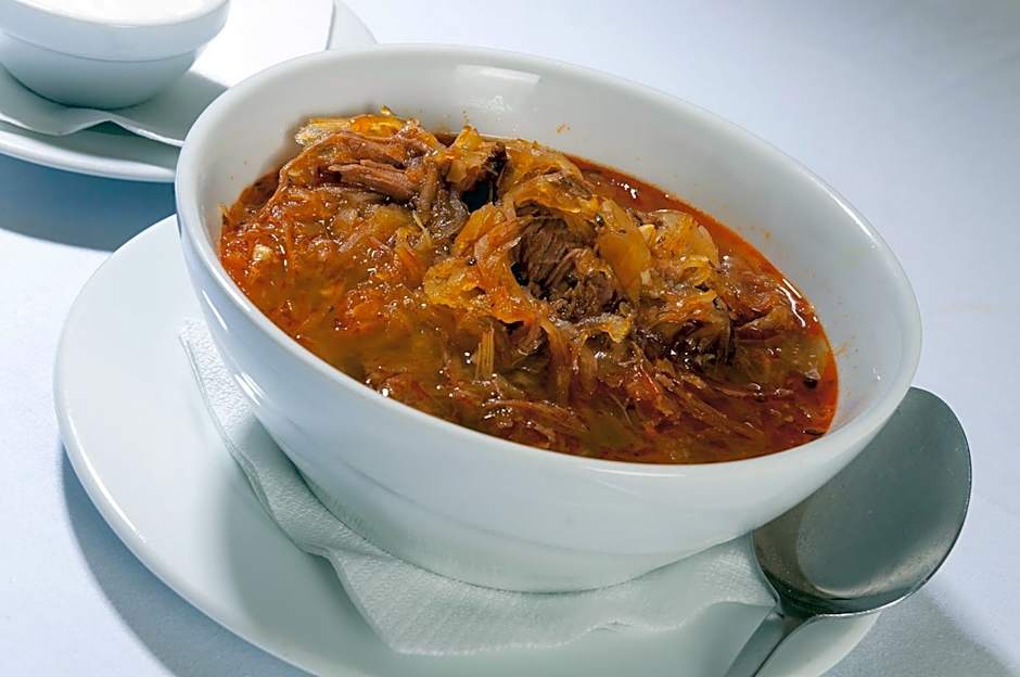 Penzión Wellness & Restaurant Zoborská, free parking