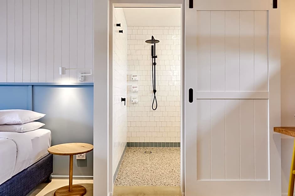 The Blue Water Motel