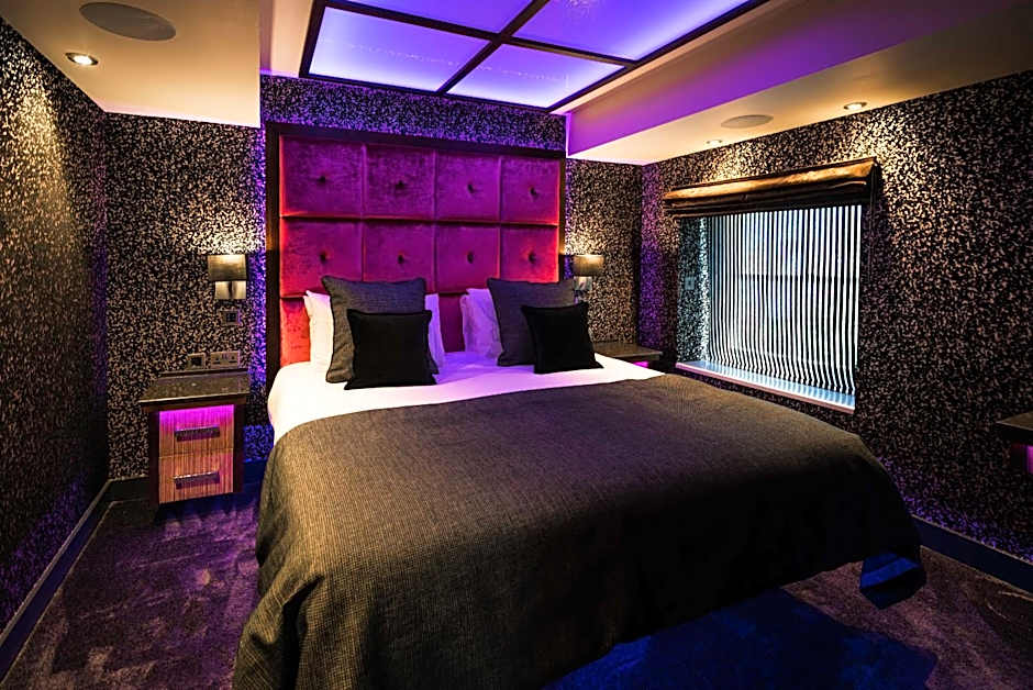 Church Suites by The Cranleigh Boutique