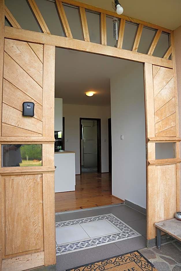 Rooms and apartments Biš