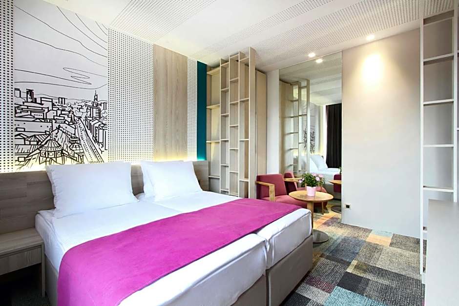Photo 1 of 50 of Hotel Cosmopolit