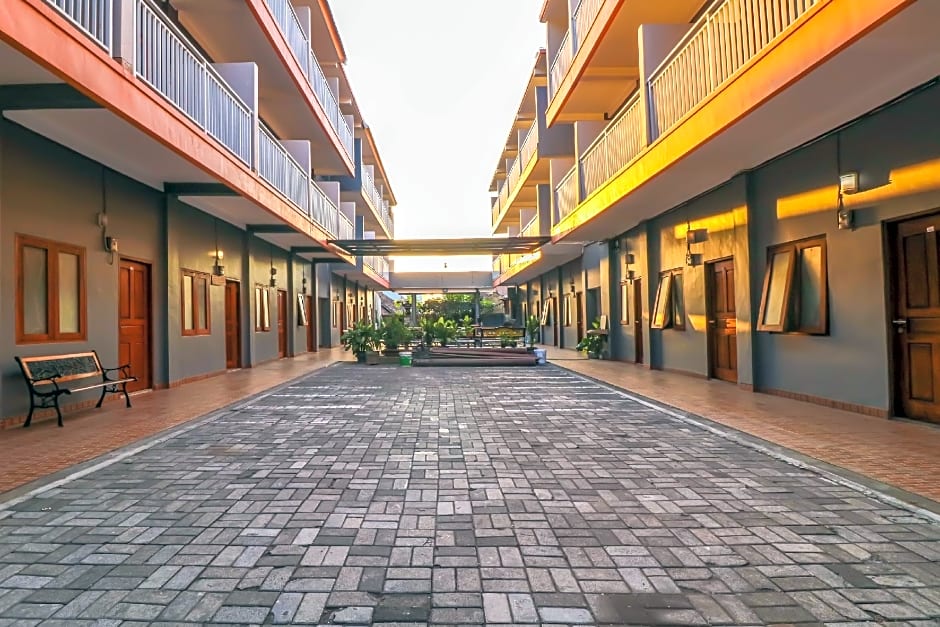 OYO 1670 Likko Inn – Denpasar, CO