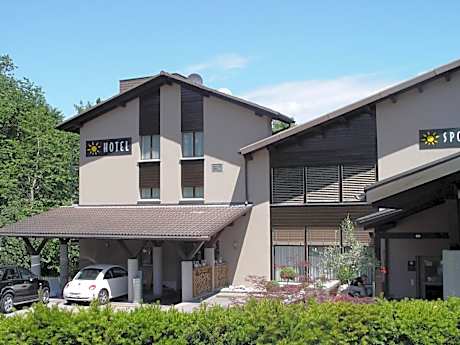 Hotel Sportcenter Fünf Dörfer AG