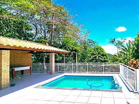 Casa com piscina em Guaramiranga - Chalé Verdelândia