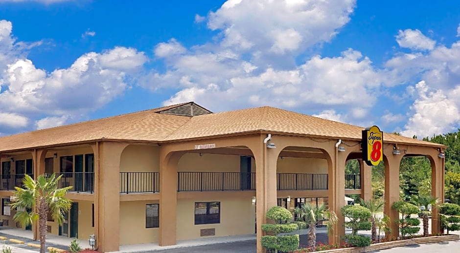 Super 8 by Wyndham Cartersville