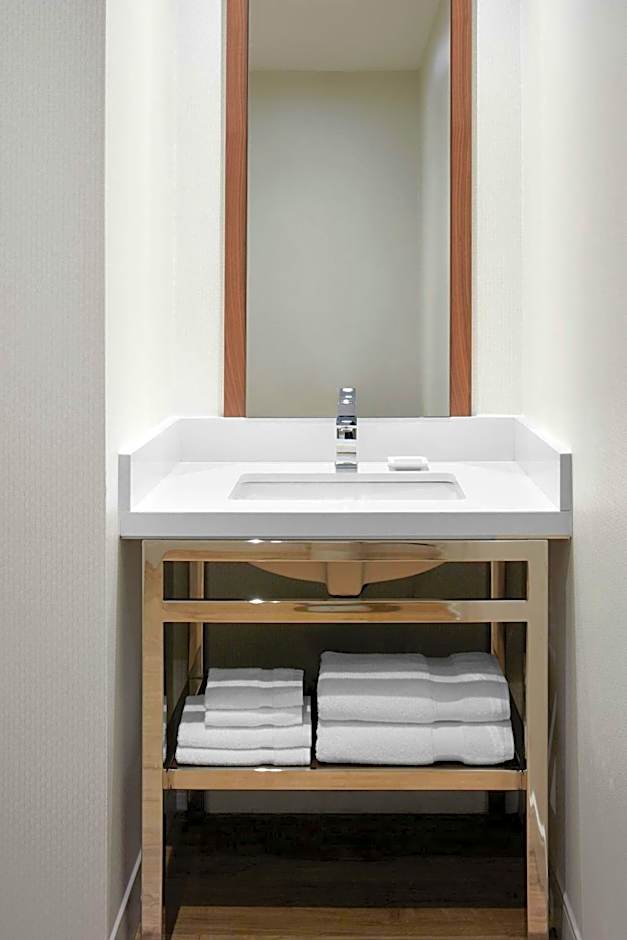 Delta Hotels by Marriott Trois Rivieres Conference Centre