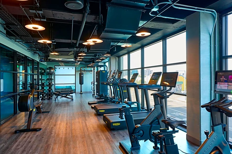 Moxy Virginia Beach Oceanfront