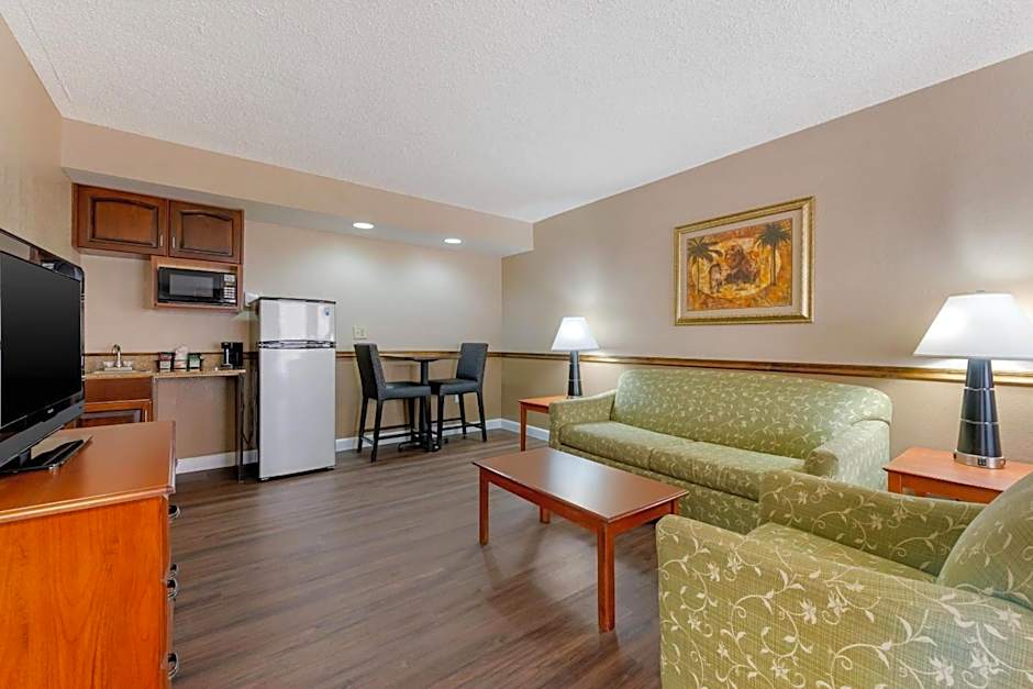 Quality Inn & Suites Conference Center