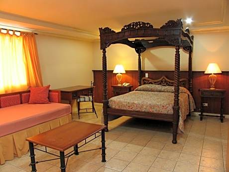 Premier Suite