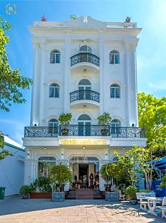 NGUYÊN NHÂN HOTEL