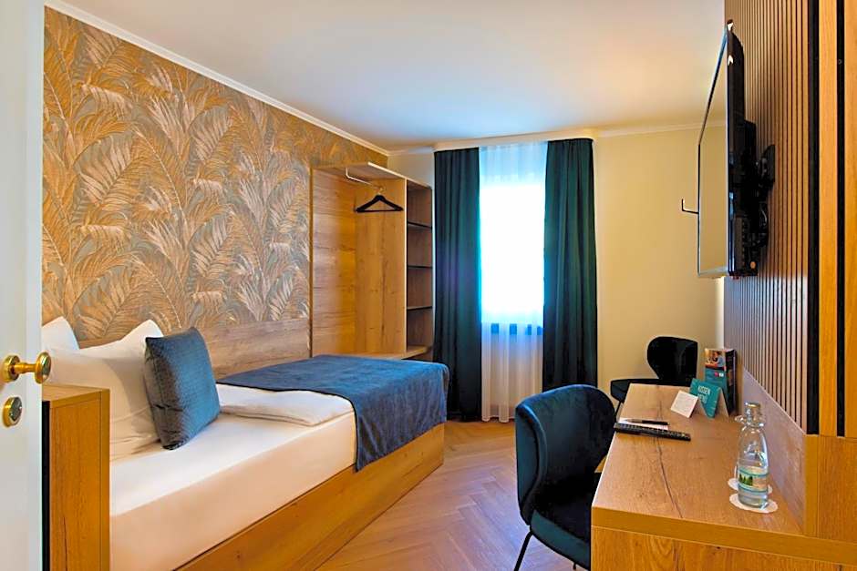 Atrium Hotel Amadeus