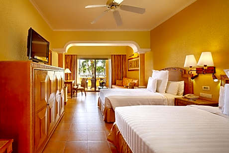 Superior Room (3 adults + 1 child)