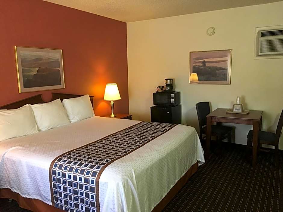 Photo 1 of 4 of 1 King Bed