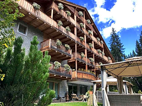 Maribel Hotel