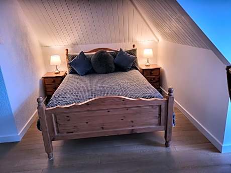 Deluxe Double Studio