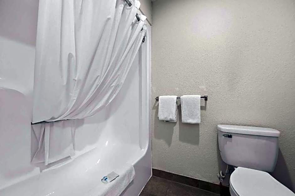 Rodeway Inn Lumberton Central