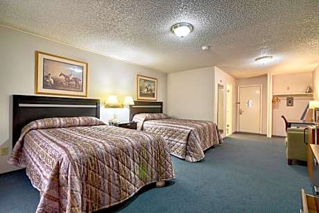 Double Room with Courtside View