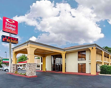 Econo Lodge Inn & Suites Griffin North
