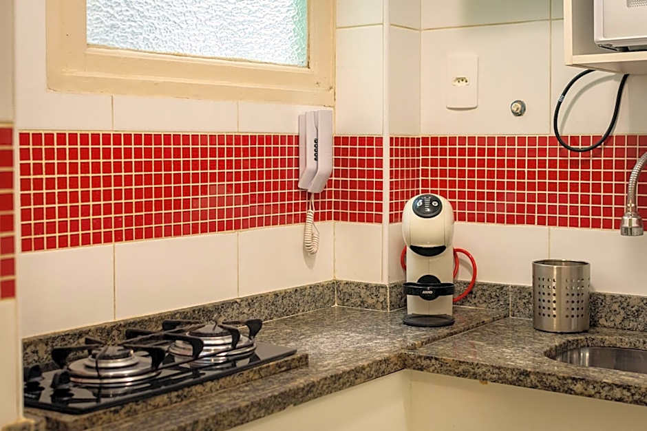 Confortavel apto a 280m da Praia de Copacabana RJ