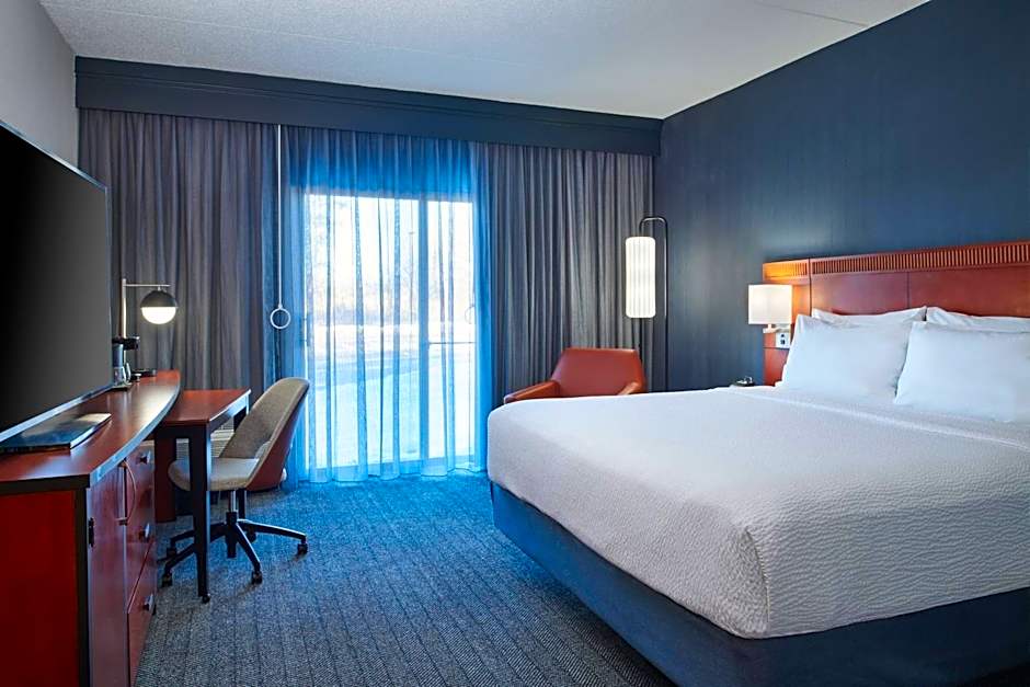Courtyard by Marriott Chicago Lincolnshire