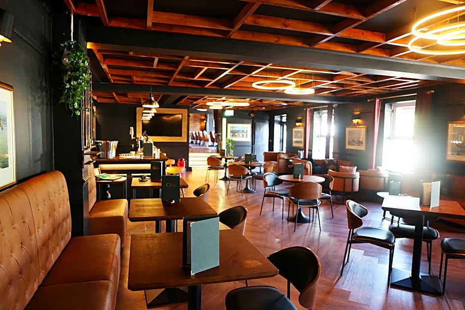 Ramada by Wyndham Cheltenham