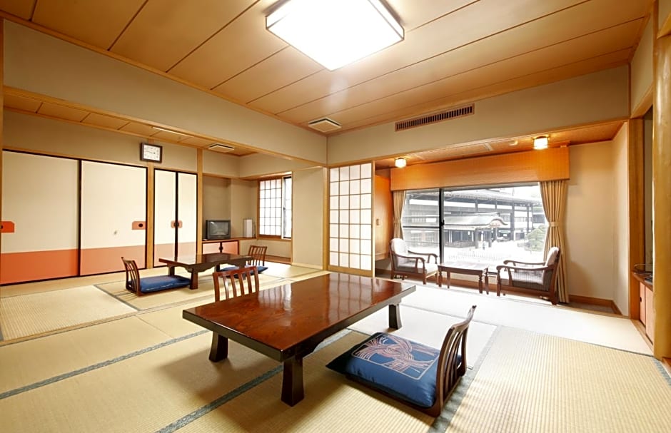 Wakamatsu Honten
