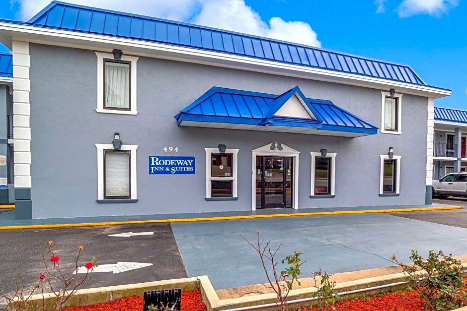 Rodeway Inn & Suites Fort Jackson