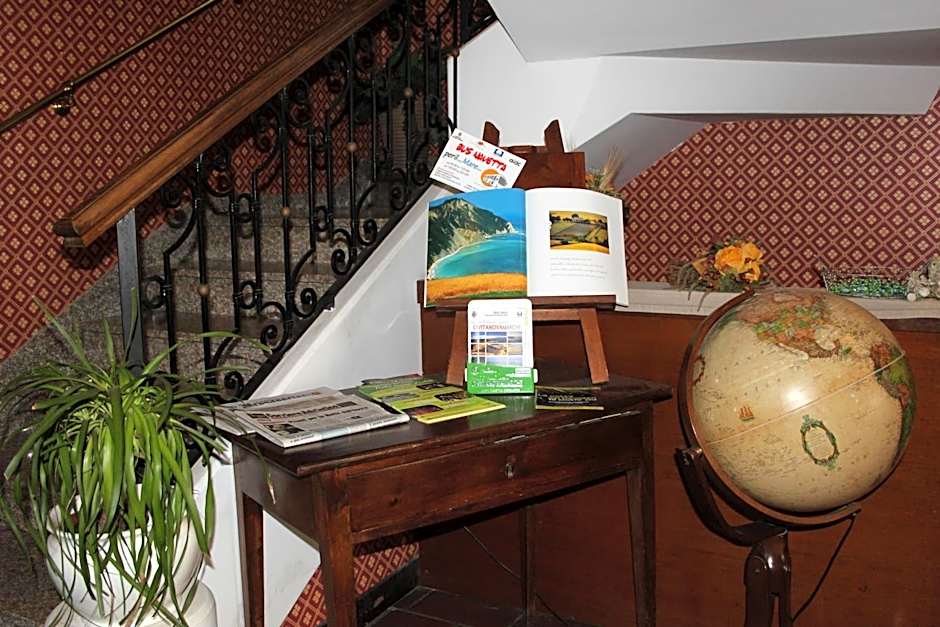 Hotel Girasole