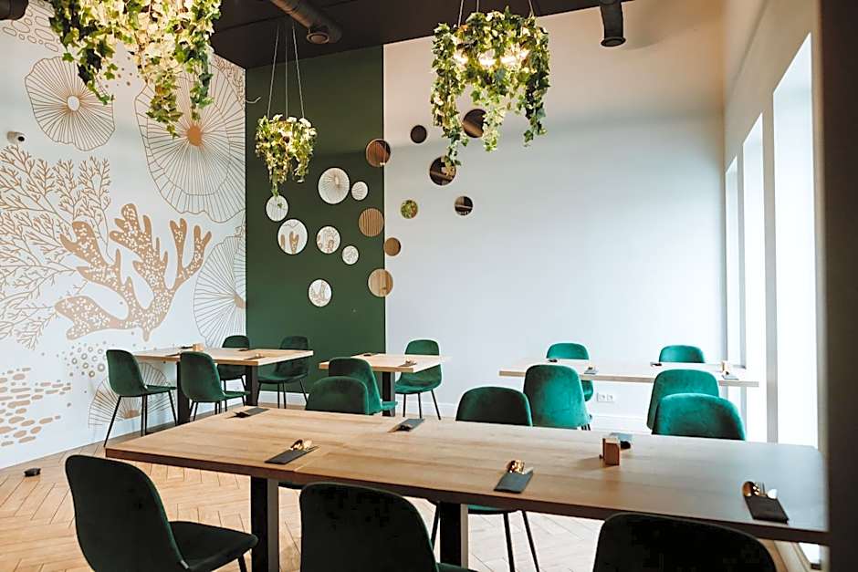 Hotel Przystań Przy Lesie