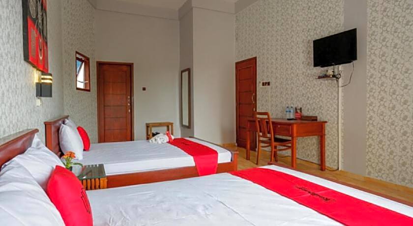 RedDoorz Syariah near Kawasan Sam Poo Kong 2