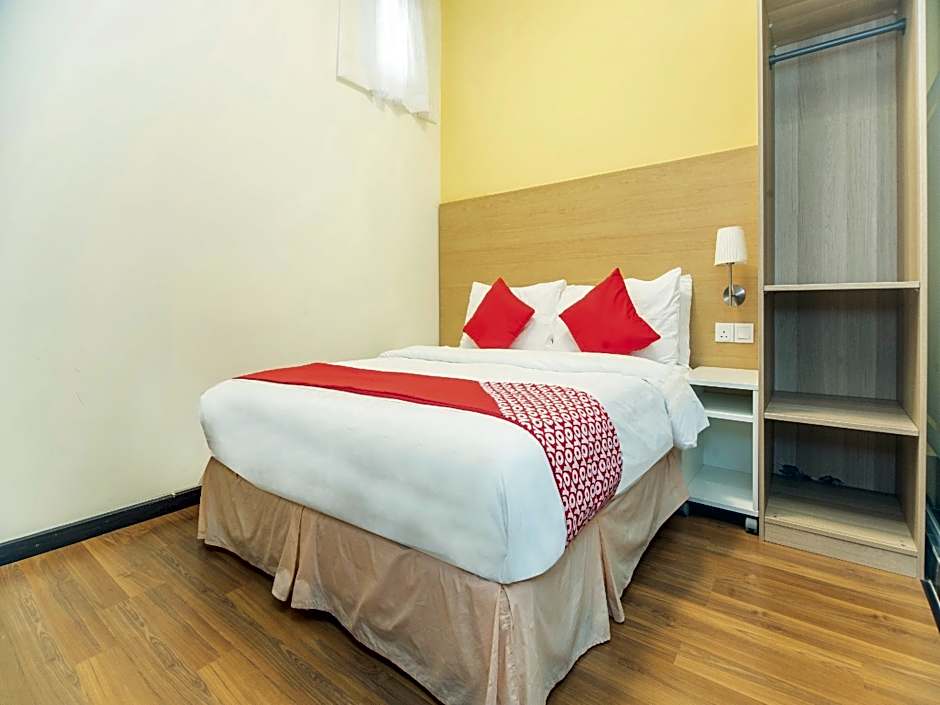 iStay Hotel