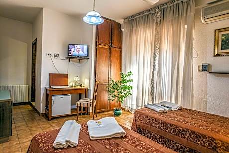 Twin Room with Garden View