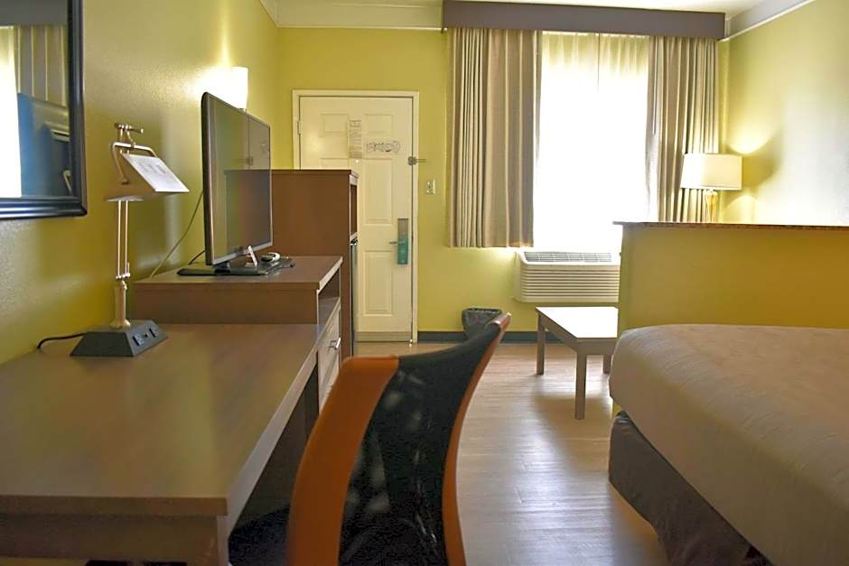 Quality Inn & Suites Gallup I-40 Exit 20